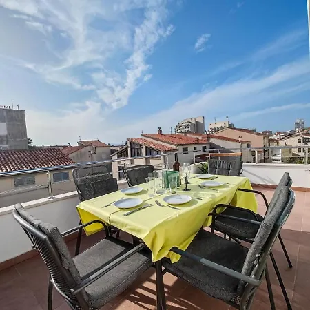 Apartment With Parking Space - 20700 *